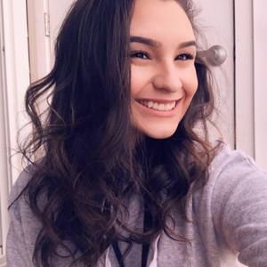 Meet your Posher, Vanessa